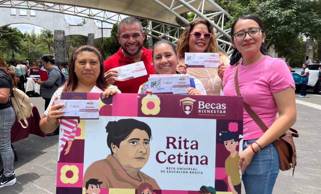 Inicia primer ciclo escolar con cobertura universal de Becas Bienestar de primaria a bachillerato