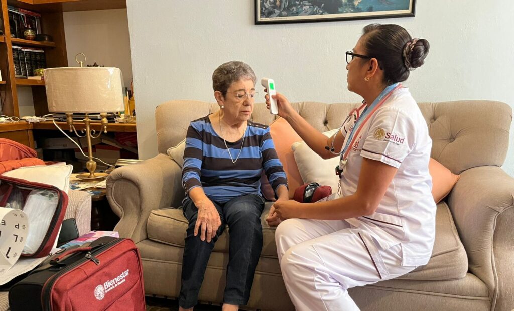 Salud Casa por Casa suma más de 27 millones de consultas